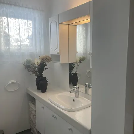 Appartement Apartment, Main Floor