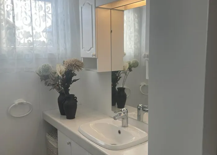 Appartement Apartment, Main Floor